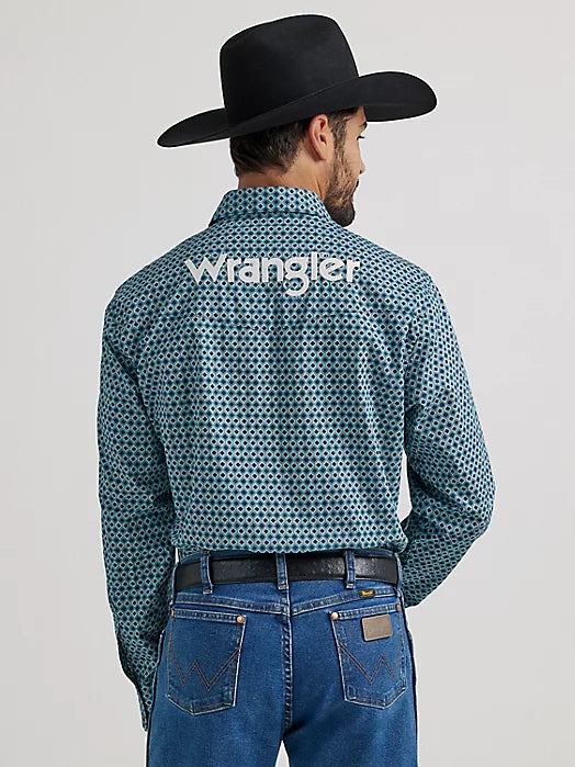 MEN'S WRANGLER® LOGO LONG SLEEVE WESTERN SNAP SHIRT IN BLUE DIAMONDS