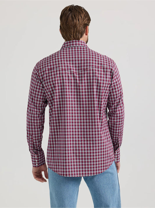 Men's Wrinkle Resist Long Sleeve Western Snap Plaid Shirt in Deep Red