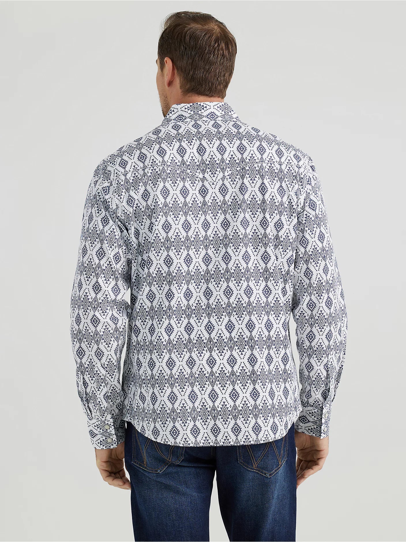 Men's Wrangler® Retro® Premium Long Sleeve Western Snap Printed Shirt in Navy Diamonds