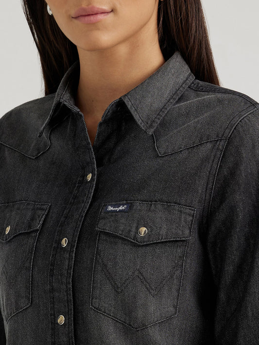 Women's Wrangler Denim Cowboy Snap Shirt in Black